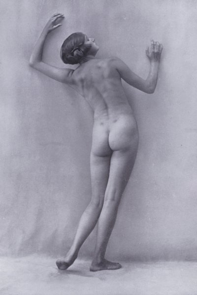 Krásné tělo, tělesná kultura pro ženy (černobílá fotografie) od Photographer German