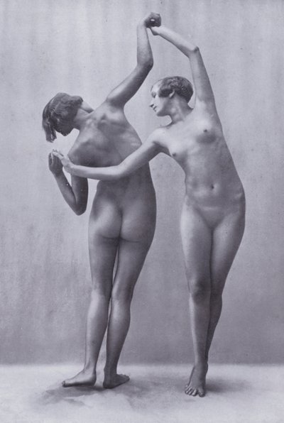 Krásné tělo, tělesná kultura pro ženy (černobílá fotografie) od Photographer German