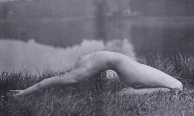 Krásné tělo, tělesná kultura pro ženy (černobílá fotografie) od Photographer German