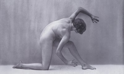 Krásné tělo, tělesná kultura pro ženy (černobílá fotografie) od Photographer German