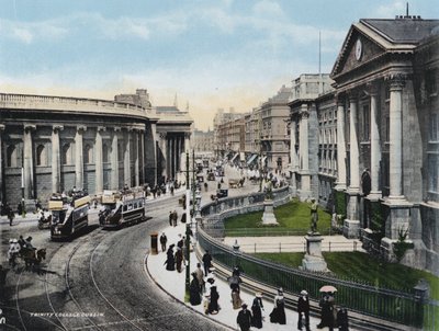 Trinity College, Dublin (barevné foto) od Photographer Irish