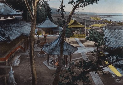 Japonsko, kolem roku 1912: Miidera, jeden z 8 pohledů na Ohmi, poblíž Kjóta (foto) od Photographer Japanese