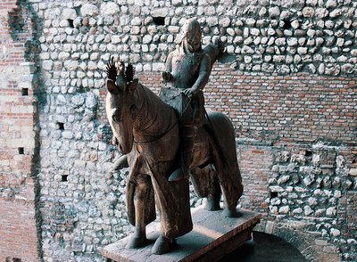 Jezdecká socha Cangrande I della Scala, Castelvecchio, Verona, Veneto, Itálie od Blaise Nicolas Le Sueur
