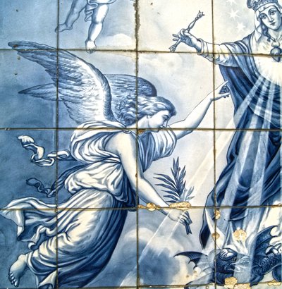 Dekorativní panel zobrazující archanděla Gabriela a Pannu Marii, jak drtí okřídleného hada, Lamego, Portugalsko. 1738 od Portuguese School