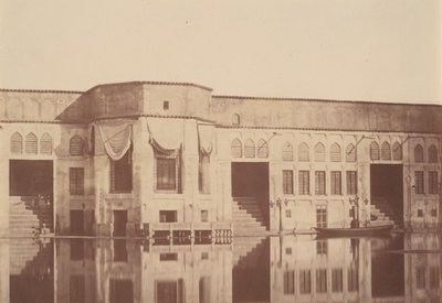 [Letní sídlo Qasr of the Shah, Emarat-e xoruji, Teherán, Írán], 40.–60. léta 19. století. od Possibly by Luigi Pesce.