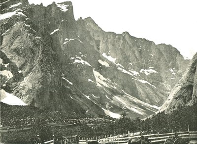 Pohoří Trolltindane, Horgheim, Norsko, 1895. od Poulton and Co
