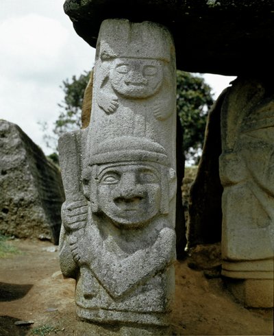 Megalitická socha válečníka od Pre Columbian Pre Columbian