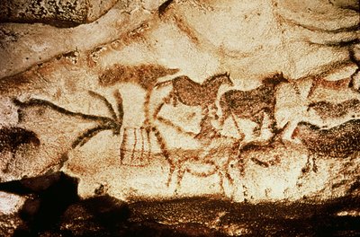 Koně a jeleni z jeskyní v Altamiře, cca 15 000 př. n. l. (jeskynní malba) od Prehistoric