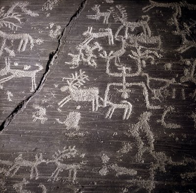 Civilizace Camunni, pravěk, skalní umění: hrobová skála, podrobnosti o velké skále Naquane, ve Valcamonica (Val camonica). Museo archeologico de Milan od Prehistoric Prehistoric