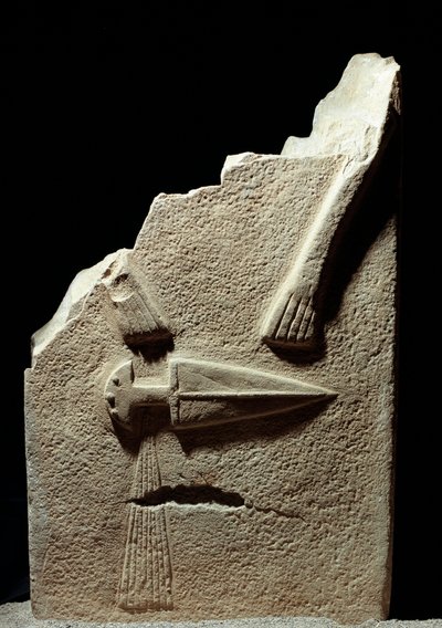 Prehistorické umění: stéla vytesaná během doby železné z lokality Lunigiana poblíž La Spezia v Itálii. 1100-800 před naším letopočtem. La Spezia, Městské muzeum civilizace Lunigiana od Prehistoric Prehistoric