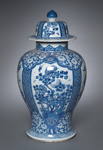Váza s přebalem, 1662-1722 od Qing Dynasty Chinese School