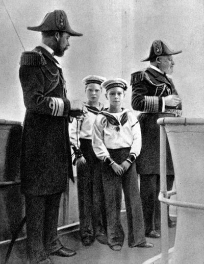 Král Edward VII 1841-1910 se svým synem Georgem 1865-1936 a jeho dvěma nejstaršími vnuky, 1908 od Queen Alexandra