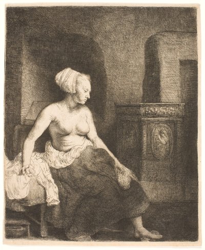 Žena sedí napůl oblečená vedle sporáku od Rembrandt van Rijn