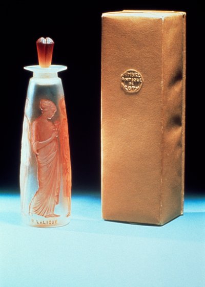 Skleněný flakon na parfém Ambre Antique od Coty od Rene Jules Lalique