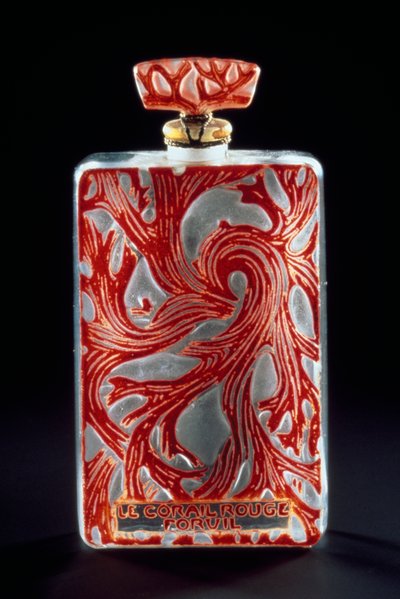 Skleněný flakon na parfém Red Coral (Le Corail Rouge) od Forvil od Rene Jules Lalique