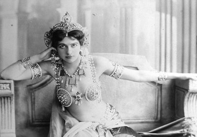 Mata Hari (1876-1917) 1905 od Reutlinger Studio