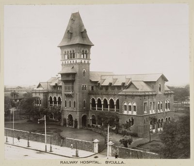 Nemocnice Železniční nemocnice Byculla, Indie, c 1930 od John Pardon