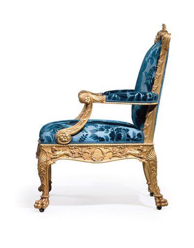 Jedno z páru zlacených křesel George III od Robert Adam