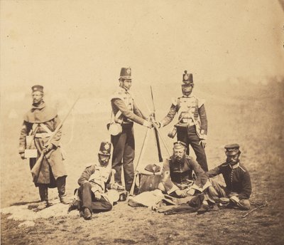 Anglická pěchota skládající pušky do jehlanu od Roger Fenton