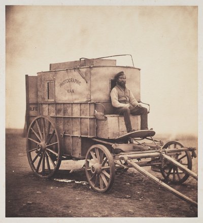 Fotografův vůz s Marcusem Sparlingem na Krymu od Roger Fenton