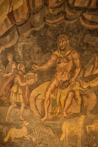 Podlahová mozaika Cyclops, Villa Romana del Casale, Piazza Armerina, Sicílie, Itálie (foto) od Roman