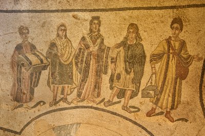 Vstup do termálu, podlahová mozaika, Villa Romana del Casale, Piazza Armerina, Sicílie, Itálie (foto) od Roman