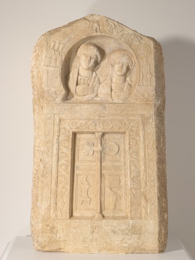 Pohřební stéla kněze Dionysia a jeho ženy, Tertia, cca 240-260 (mramor) od Roman