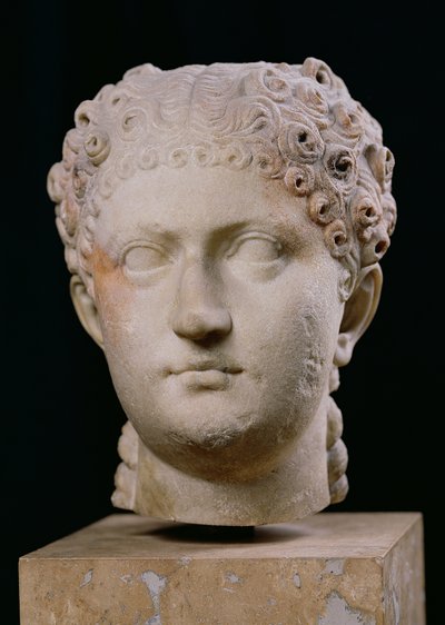Hlava Agrippiny mladší (cca 16-59) (mramor) od Roman