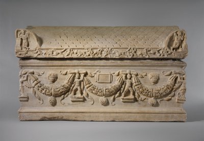 Mramorový sarkofág s girlandami, cca 200–225 n. l. (mramor) od Roman