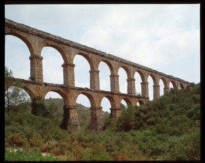 Římské umění: pohled na akvadukt v Tarragoně (akvadukt Ferreres nebo Pont du Diable) 1. století, Španělsko (Římské umění: pohled na římský akvadukt Pont de les Ferreres (Pont del Diable) Tarragona, Španělsko) od Roman