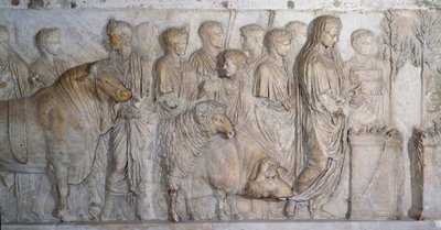 Římské antické umění: oběť Bohu Mars:”” suovetaurilia “” (suovetaurile) kolem 15-16 n.l. ). Paříž, Musee du Louvre od Roman