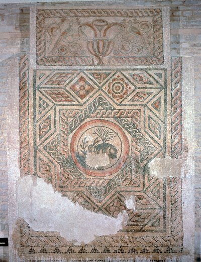 Mozaika Zajíc, 350 n. l. (mozaika) od Roman