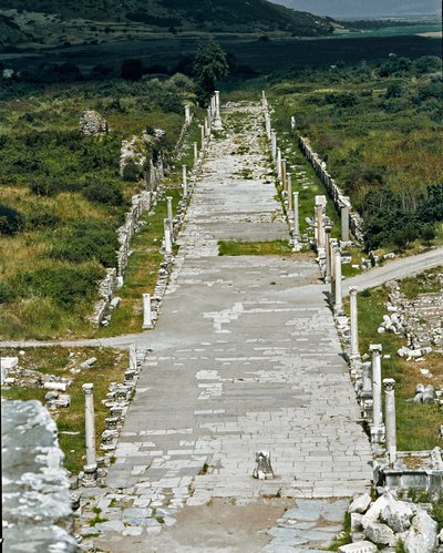 Pohled na Port Way (nebo Arcadian Way) spojující přístav s divadlem, 2. stol. od Roman