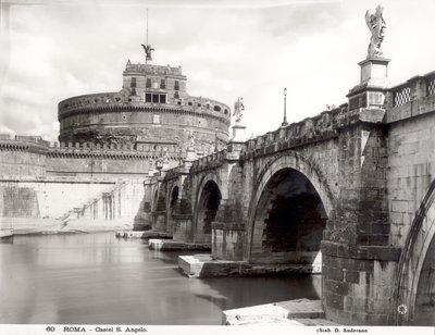 Pohled na hrad a most, postavený v letech 135-39 našeho letopočtu, při pohledu z břehů Tibery od Roman