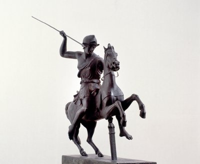 Amazonka na koni (bronzová socha podle řeckého originálu ze 3. století před naším letopočtem) od Roman Roman