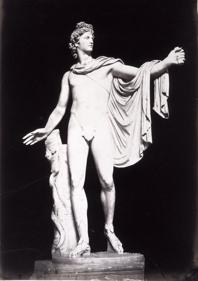 Apollo Belvedere, kopie řeckého originálu ze 4. století před naším letopočtem, před odstraněním předchozích výplní (mramor) od Roman Roman
