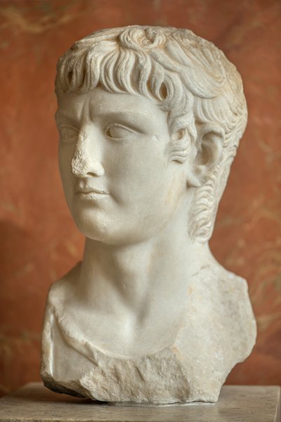 Umění Řím Busta římského generála Germanica (15 př. n. l. - 19 n. l.) mramor od Roman Roman