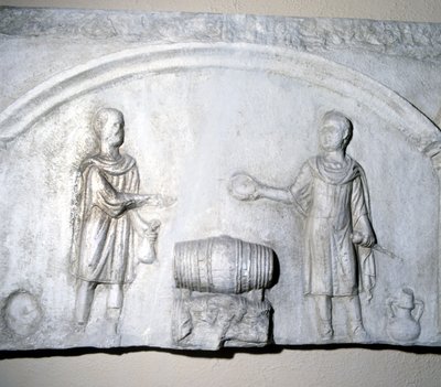 Znamení obchodníka s vínem v římských dobách. Muzeum Ostia (Ostia) od Roman Roman