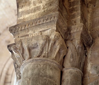 Závěsný od Romanesque