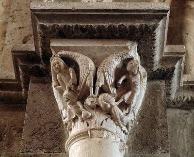 Trest lakomce a pomluvy (vytesaný kapitál) od Romanesque