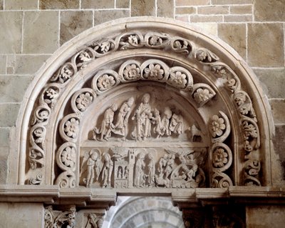 Jižní portál: zvěstování, navštívení, narození a uctívání mágů (socha) od Romanesque