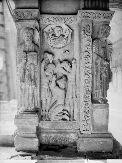 Ukamenování sv. Štěpána ze sloupu v ambitu (kámen) (čb foto) od Romanesque