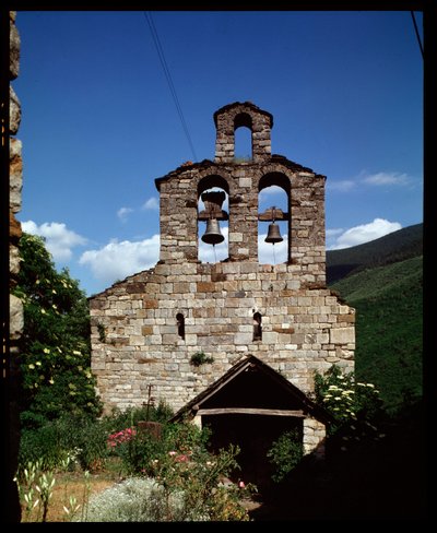 Pohled na kostel (fotografie) od Romanesque