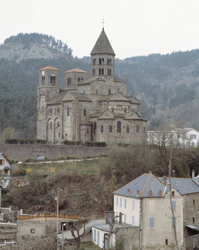 Pohled na kostel od Romanesque