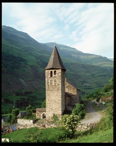 Pohled na kostel od Romanesque
