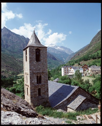 Pohled na kostel St Joan de Boi (fotografie) od Romanesque