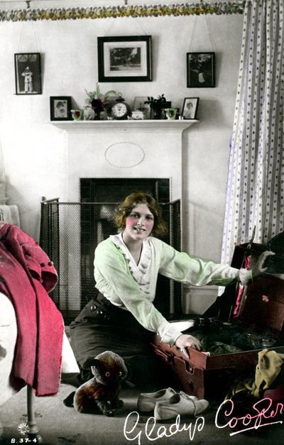 Gladys Cooper 1888-1971, anglická herečka, začátek 20. století. od Rotary Photo