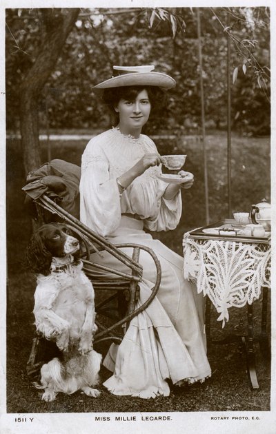 Millie Legarde, anglická herečka, c1906. od Rotary Photo