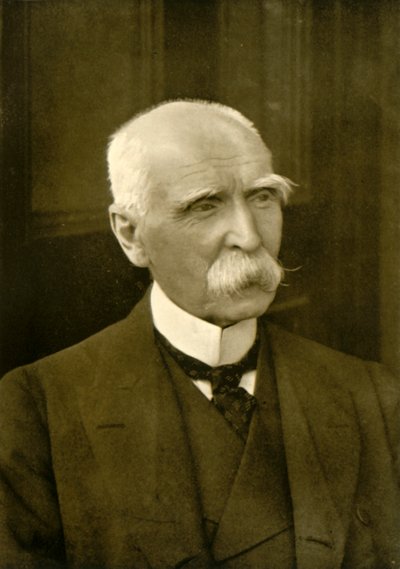 Sir Donald M. Stewart, Bart., 90. léta 19. století, 1901. od Russell and Sons