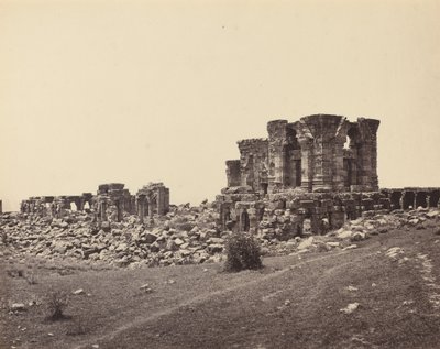Ruiny Martand z jihovýchodu, c. 1870. od Samuel Bourne